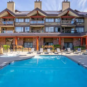 Village & 3* Уистлер