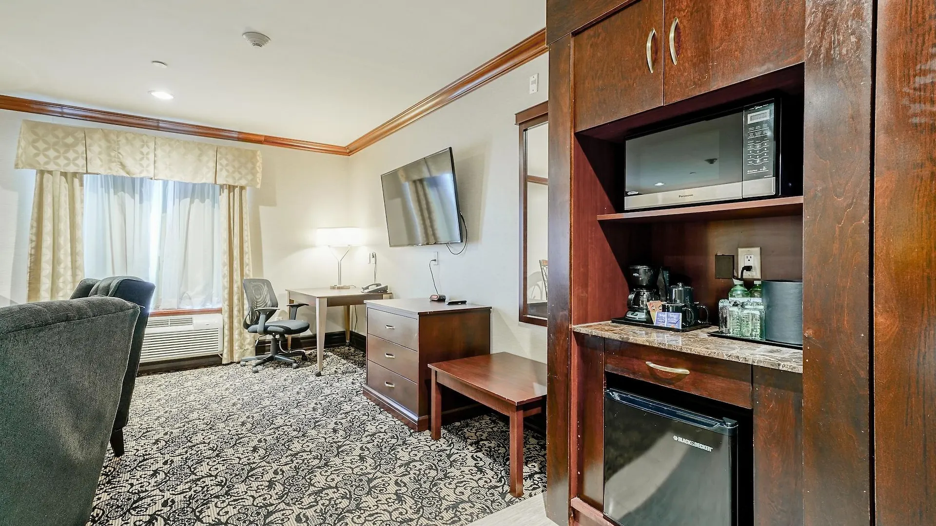 Woodbine Hotel & Suites Toronto 3*,  Canada